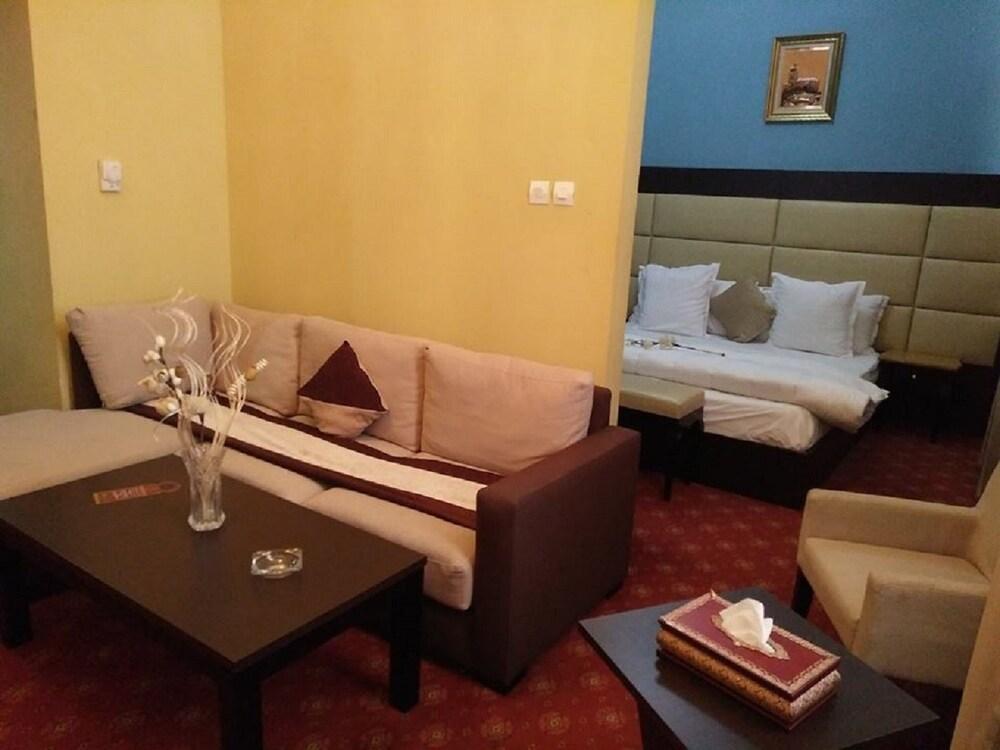 Hotel Les Zianides Tilimsan Zewnętrze zdjęcie