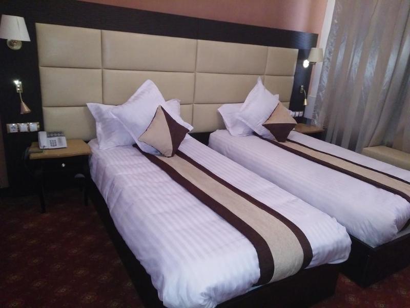 Hotel Les Zianides Tilimsan Zewnętrze zdjęcie